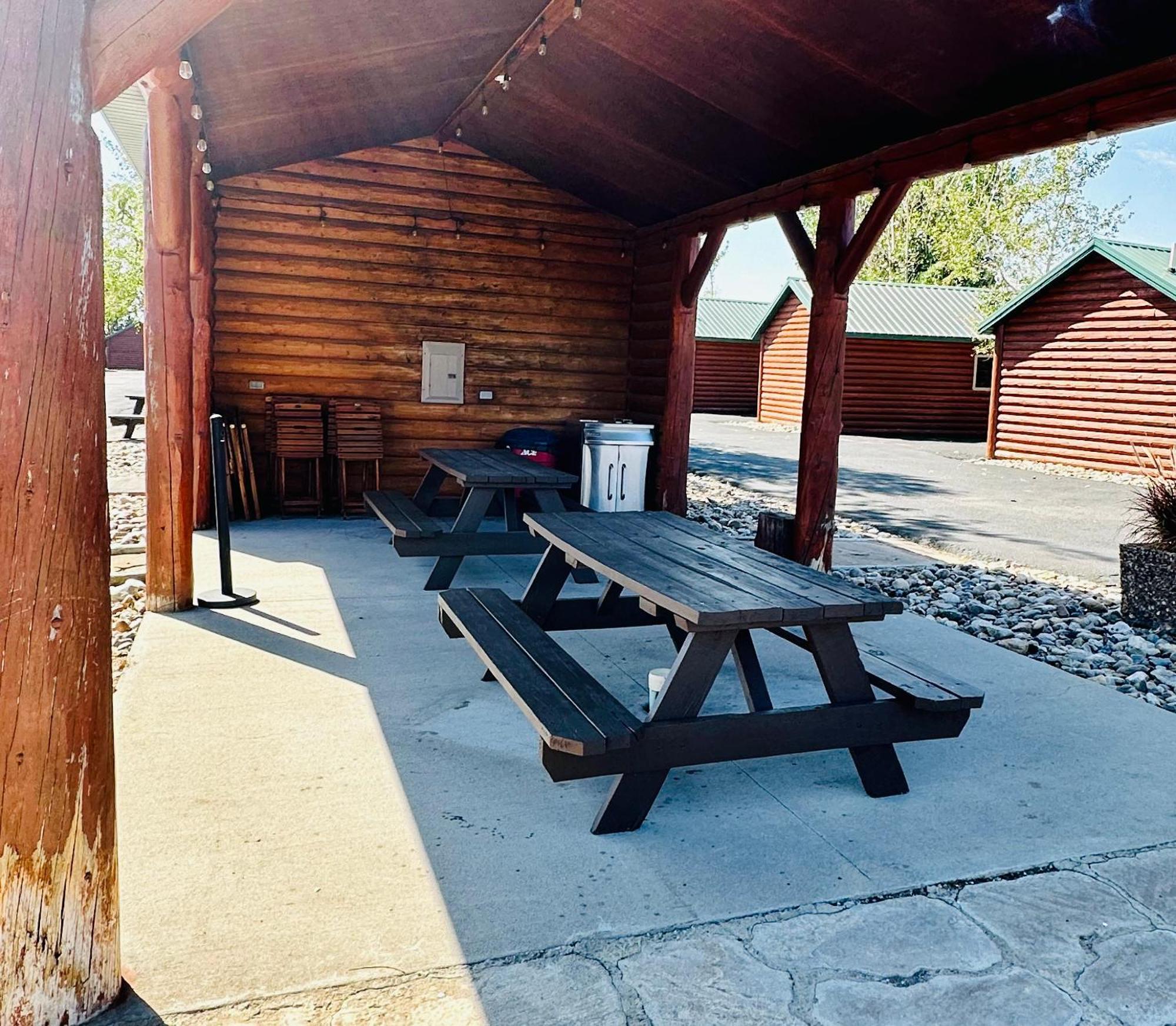 Badlands Frontier Cabins Wall Extérieur photo